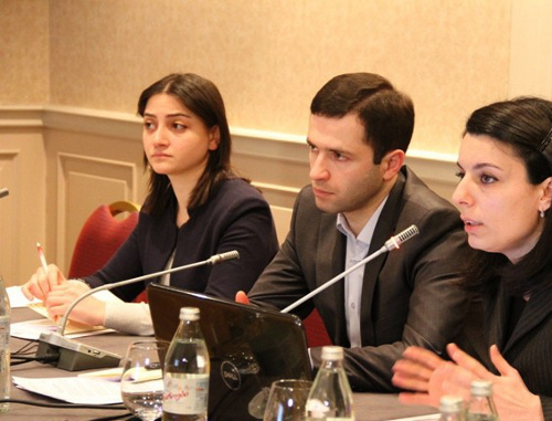 Представители Ассоциации молодых юристов Грузии. Тбилиси, 2013 г. Фото: http://gyla.ge