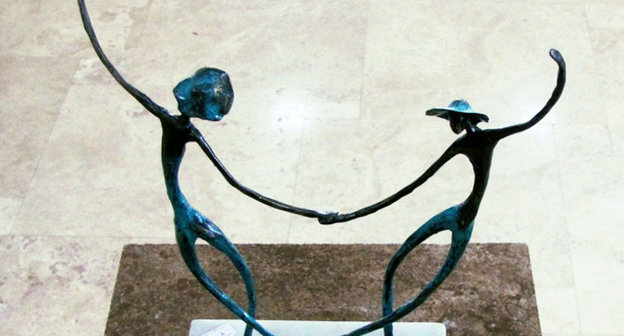 Выставка скульптора Левана Буджиашвили в картинной галерее Партоникс. Тбилиси, 18 декабря 2013 г. Фото Марины Букия для "Кавказского узла"
