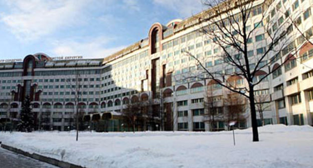 Институт бакулева на рублевском шоссе. Бакулева кардиологический центр москва. Научный центр сердечно-сосудистой хирургии им. Бакулева кардиологический центр рублевское шоссе. Центр сердечной хирургии москва.