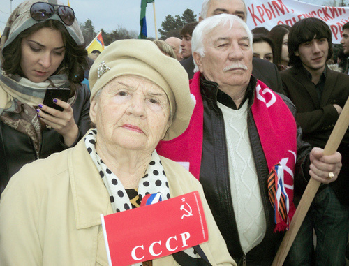 Участники митинга в поддержку присоединения Крыма. Нальчик, 18 марта 2014 г. Фото Людмилы Маратовой для "Кавказского узла"