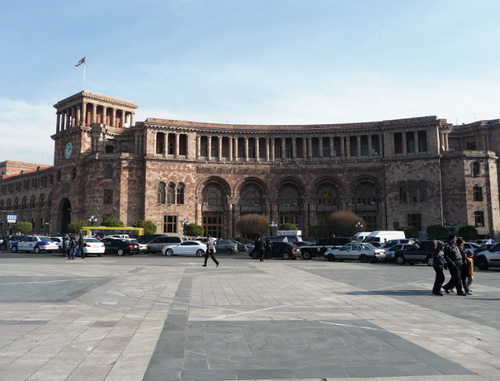 Ереван, площадь Республики. Фото Армине Мартиросян для "Кавказского узла"