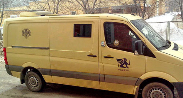 Инкассаторская машина. Фото: Dgeise http://commons.wikimedia.org/