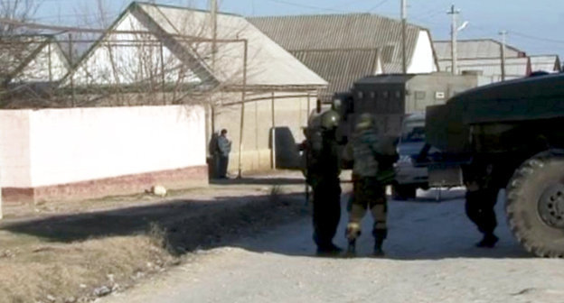 Спецоперация в селе Карланюрт 15 января 2014 г. Фото пресс-службы МВД по Республике Дагестан, http://05.mvd.ru/news/item/1804356