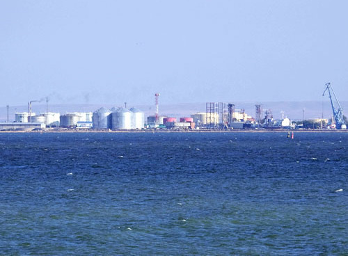 Порт Кавказ в Керченском проливе. Фото: Solundir http://commons.wikimedia.org/