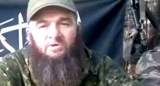Доку Умаров. Кадр из видео www.youtube.com Доку Умаров. Кадр из видео www.youtube.com