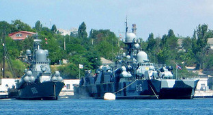 Ракетные катера Черноморского флота в Севастополе. Фото: Cmapm, http://ru.wikipedia.org/ Ракетные катера Черноморского флота в Севастополе. Фото: Cmapm, http://ru.wikipedia.org/