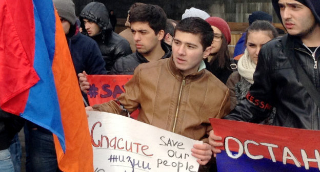 Акция солидарности с армянами Кесаба и народом Сирии. Москва, 4 апреля 2014 г. Фото Елены Хрусталевой для "Кавказского узла"