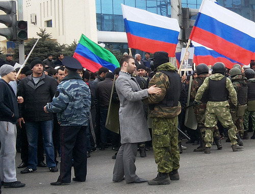 Во время митинга в поддержку Саида Амирова. Махачкала, 12 апреля 2014 г. Фото Патимат Махмудовой для "Кавказского узла"