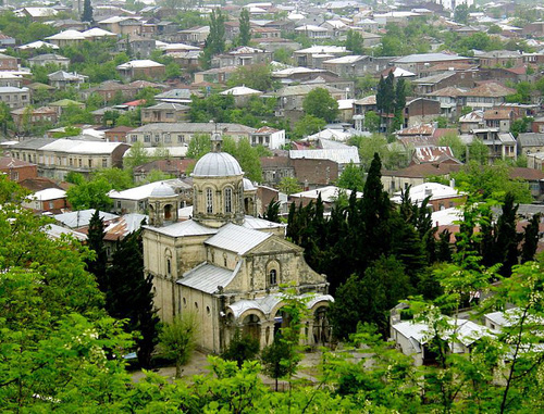 Кутаиси, Грузия. Вид на церковь Благовещения. Фото: Vladimer Shioshvili, http://commons.wikimedia.org,  Creative Commons Attribution-Share Alike 2.0 Generic
