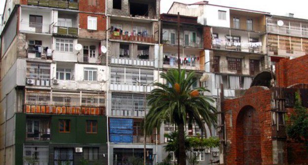 Жилой дом в Батуми, Аджария. Фото Юлии Кашеты для "Кавказского узла"
