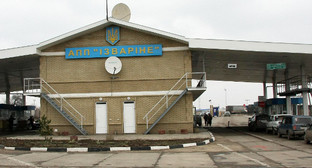 Таможенный пост "Изварино". Украина, Луганская область. Фото из архива Государственной пограничной службы Украины, http://dpsu.gov.ua