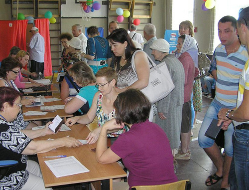 Голосование на гражданском референдуме "Народное доверие" в Волгограде 1 июня 2014 г. Фото Бориса Пылина с личной страницы в Facebook