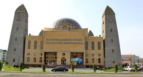 Национальный музей Чеченской Республики. Грозный. Фото: Салман Д http://upload.wikimedia.org