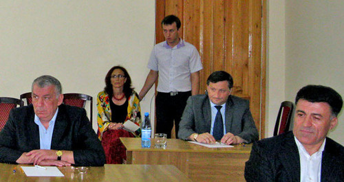 Кандидаты в президенты Абхазии на тестировании. Абхазия, 14 июля 2014 г. Фото Елены Векуа для "Кавказского узла"
