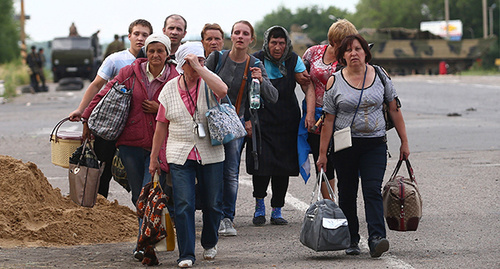Беженцы с Украины. Фото: http://www.yugopolis.ru/news/social/2014/07/11/70498/ukraina-volontery-ukraina-poslednie-novosti-bejency 