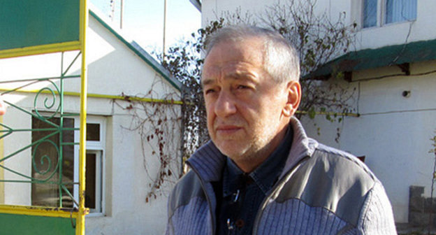 Левон Айрапетян в селе Ванк Мардакертского района НКР на месте строительства военного училища. 2012 г. Фото Альберта Восканяна, http://www.kavkaz-uzel.ru/blogs/929/posts/13275 