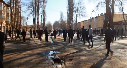Протесты в Исмаиллы (Азербайджан), 24 января 2013 год. Фото: стоп-кадр репортажной съёмки корреспондента "Кавказского узла". http://www.youtube.com/watch?v=a0SAmha5cwo
