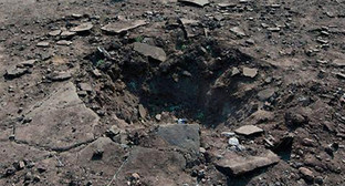 Воронка от снаряда. Фото: http://mignews.com.ua/sobitiya/inworld/3234989.html Воронка от снаряда. Фото: http://mignews.com.ua/sobitiya/inworld/3234989.html