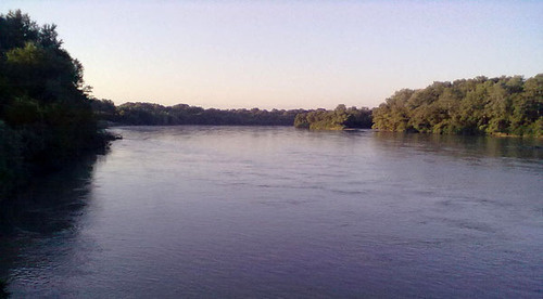 Река Терек. Фото: Умар Дагиров https://ru.wikipedia.org/