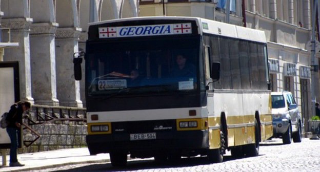 Автобус в Кутаиси. Фото Юлии Кашеты для "Кавказского узла".
