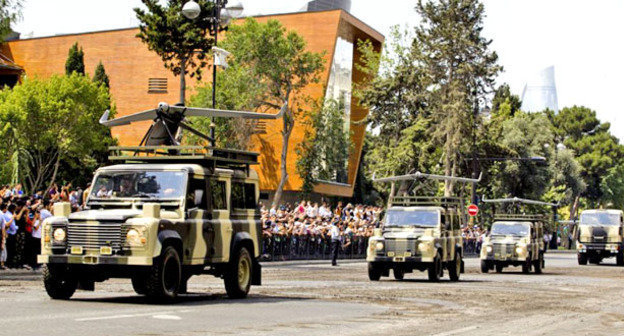 Военный парад в Баку, Ереван, 26 июня 2013 г. Фото: Abbas Atilay (RFE/RL)