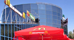 Ресторан быстрого питания McDonald's в Волгограде. Фото Вячеслава Ященко для "Кавказского узла" Ресторан быстрого питания McDonald's в Волгограде. Фото Вячеслава Ященко для "Кавказского узла"