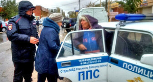 Эвакуация жителей Ейского района из-за непогоды. Краснодарский край, 24 сентября 2014 г. Фото пресс-службы ГУ МВД России по Краснодарскому краю
Эвакуация жителей Ейского района из-за непогоды. Краснодарский край, 24 сентября 2014 г. Фото пресс-службы ГУ МВД России по Краснодарскому краю