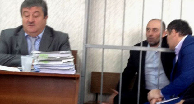 Имам Кисловодска Курман-Али Байчоров (в центре) в зале Предгорного районного суда Ставропольского края. 23 сентября 2014 г. Фото Хеды Саратовой