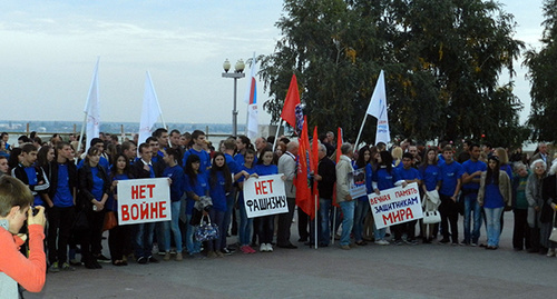 У музея-заподведника «Сталинградская битва» собралось около 250 человек. Фото Татьяны Филимоновой для "Кавказского узла"