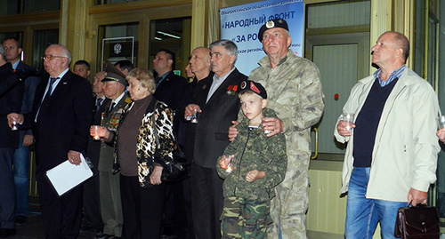 Минута молчания. Фото Татьяны Филимоновой для "Кавказского узла"