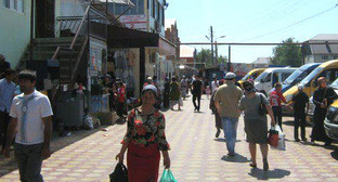 Рынок в Кизляре. Фото http://www.odnoselchane.ru/ Рынок в Кизляре. Фото http://www.odnoselchane.ru/