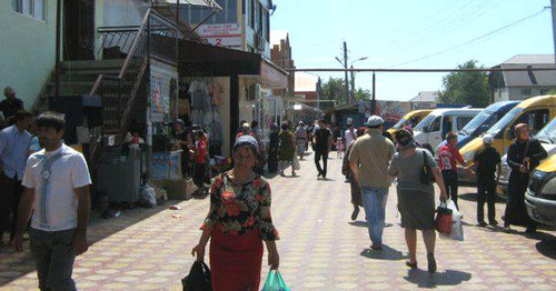 Рынок в Кизляре. Фото http://www.odnoselchane.ru/
