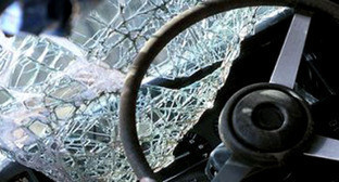 ДТП с участием пассажирского автобуса. Азербайджан, 9 октября 2014 г. Фото http://www.1news.az/ ДТП с участием пассажирского автобуса. Азербайджан, 9 октября 2014 г. Фото http://www.1news.az/