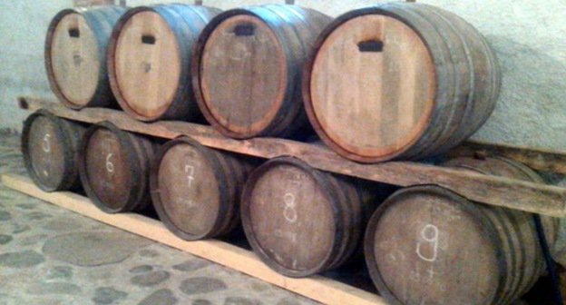Винные бочки в Аджарском доме вина. Кедский муниципалитет, Аджария, Грузия. Фото Юлии Кашеты для "Кавказского узла".
