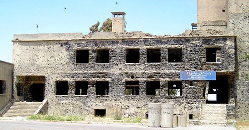 Разрушенное здание. Сирия. Фото: Golan Hospital https://ru.wikipedia.org