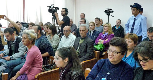 В зале суда во время заседания по делу "Марша миллиона масок". Ереван, 15 октября 2014 г. Фото Армине Мартиросян для "Кавказского узла"