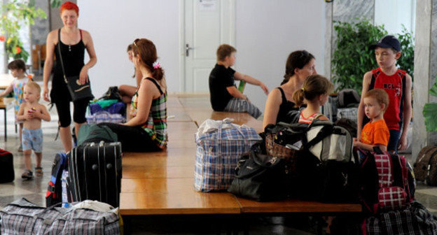 Украинские беженцы. Фото: Общероссийский народный фронт http://onf.ru/