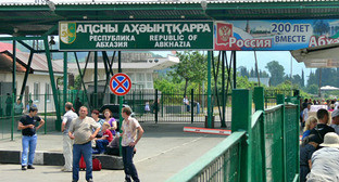 Российско-абхазская граница. Адлер. Фото: user:DILIN https://ru.wikipedia.org Российско-абхазская граница. Адлер. Фото: user:DILIN https://ru.wikipedia.org