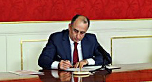 Юрий Коков. Фото: http://www.president-kbr.ru/images/thumbs/640/images/2014/10/sobyanin.jpg Юрий Коков. Фото: http://www.president-kbr.ru/images/thumbs/640/images/2014/10/sobyanin.jpg