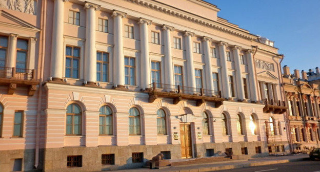 Здание Конституционного суда России. Фото: Антон Фандофан https://ru.wikipedia.org