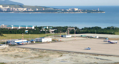 Аэропорт в Геленджике. Фото: http://airport-gelendzhik.ru/images/Photo-Perron.jpg