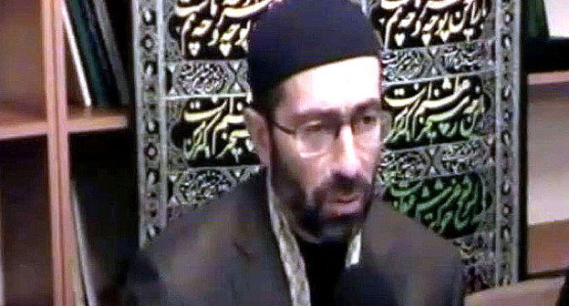 Мовсум Самедов. Кадр из видео пользователя Qurtulush MrQurtulush www.youtube.com/