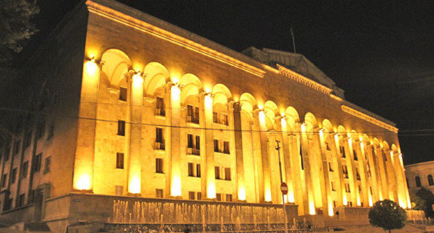 Здание парламента Грузии. Фото Магомеда Магомедова для "Кавказского узла"