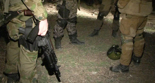 Сотрудники силовых структур. Фото http://nac.gov.ru/