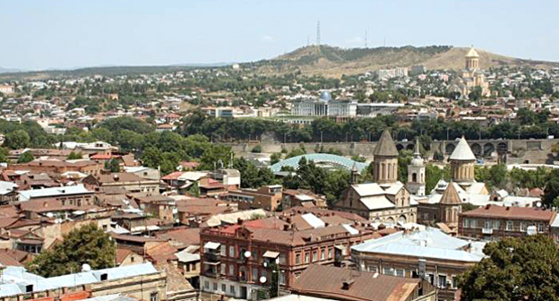 Тбилиси, Старый город. Фото Алексея Мухранова, http://travelgeorgia.ru/objects/gallery_file_330_b.jpg