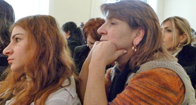 В зале суда во время вынесения приговоров участникам "Марша миллионов масок". Ереван, 27 декабря 2014 г. Фото Армине Мартиросян для "Кавказского узла"