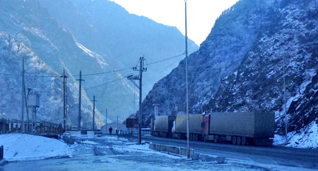КПП Верхний Ларс. Фото Ахмеда Альдебирова для "Кавказского узла"