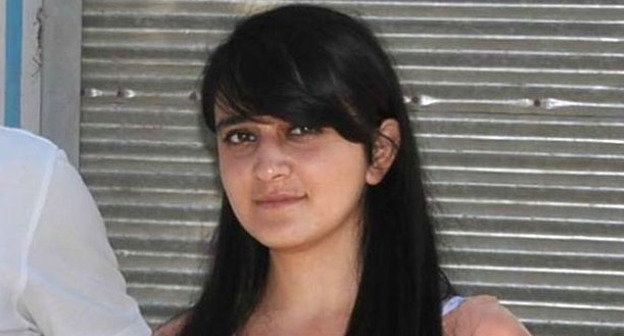 Гюнай Исмайлова. Фото http://www.poliqon.org/2014/03/page/3/11201-esche-odnoy-pravozaschitnice-zapretili-pokidat-azerbaydzhan.html#.VMfXZNKsV2A