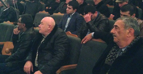 Участники схода Совета старейшин Дербента. 11 февраля 2015 г.Фото Магомеда Магомедова для "Кавказского узла"