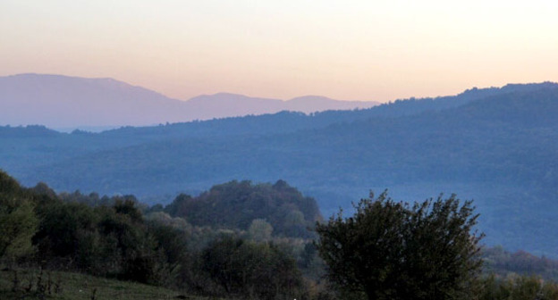 Горы Веденского района. Чечня. Фото Ахмеда Альдебирова для "Кавказского узла"